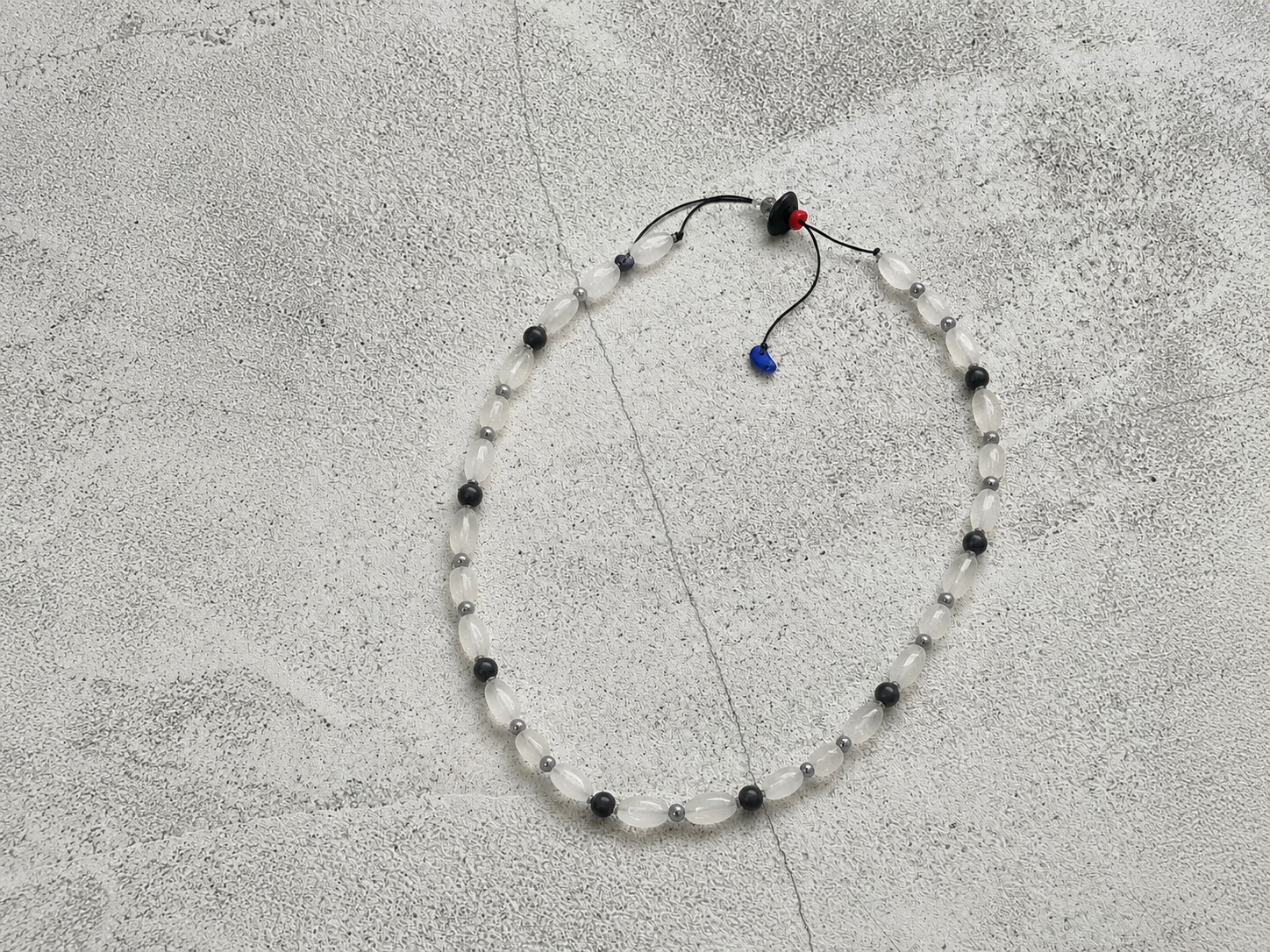 PHANTOM NECKLACE