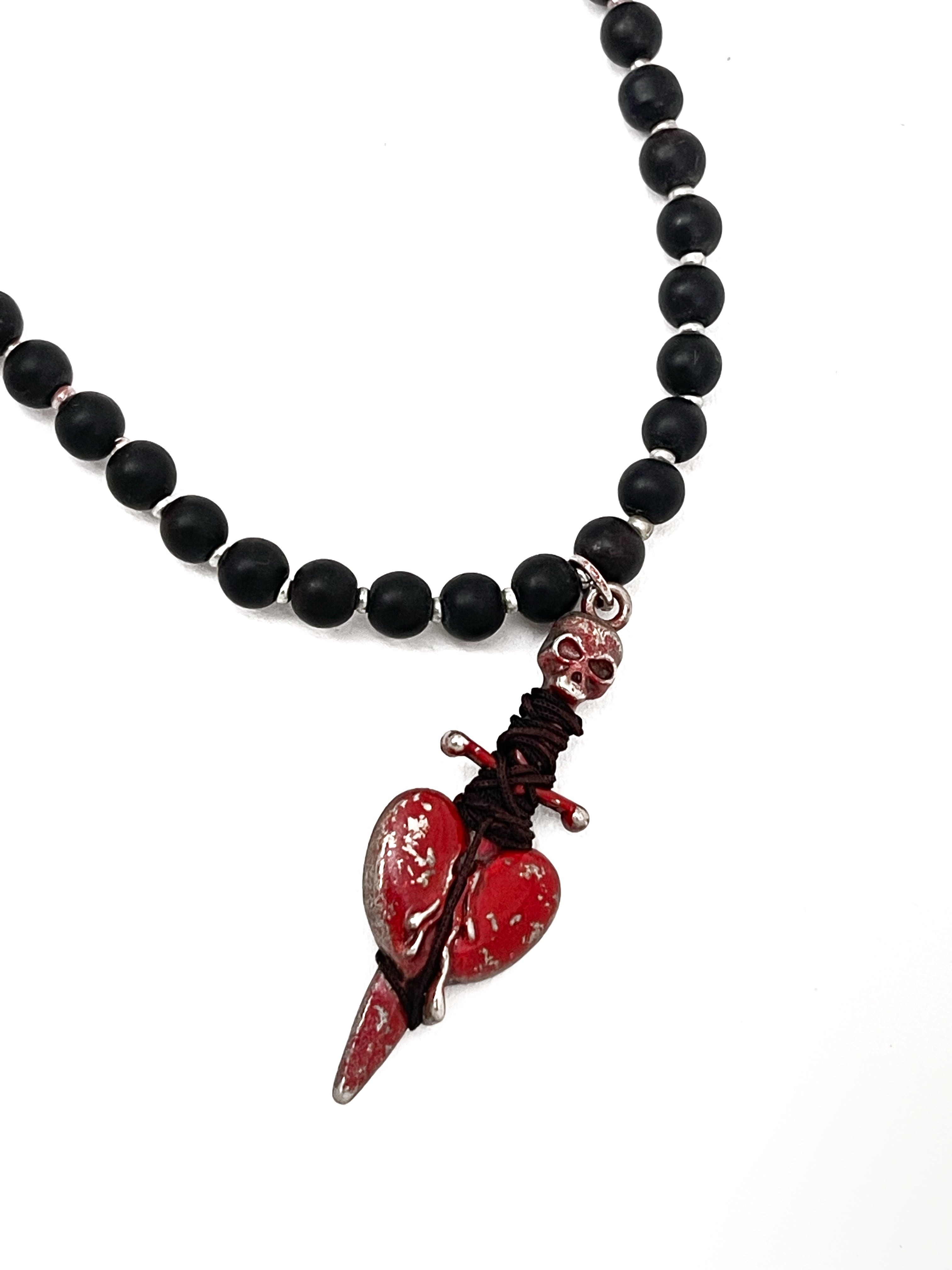 HEARTBREAK NECKLACE