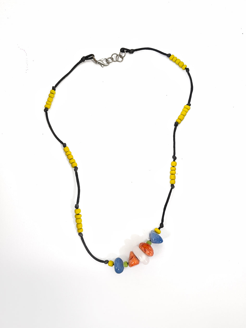 MELLOW YELLOW CHOCKER